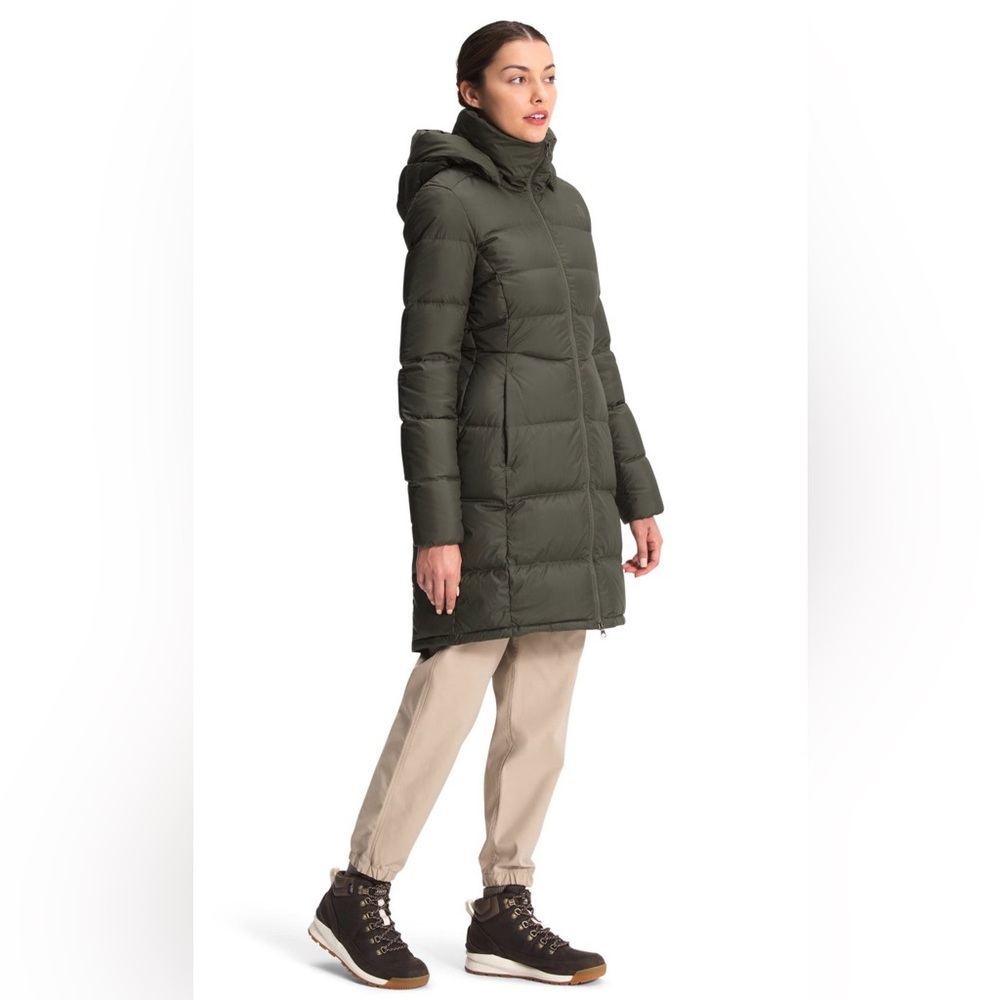 The North Face Women’s Metropolis Down Parka in Sage Green SMALL EUC